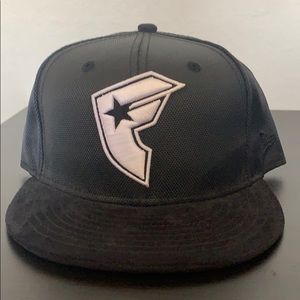 Famous Hat Snapback